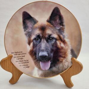 Danbury Mint German Shepherd 8" Plate Eyes Of Love Gold Trim No D2977